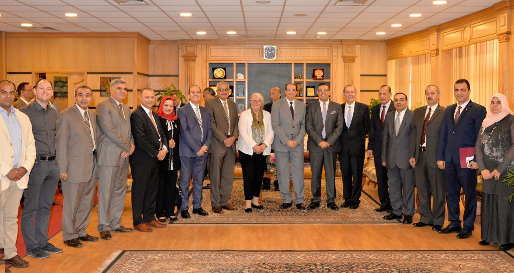 President of Mansoura University renewing the cooperation agreement with Hanover Veterinary Medicine