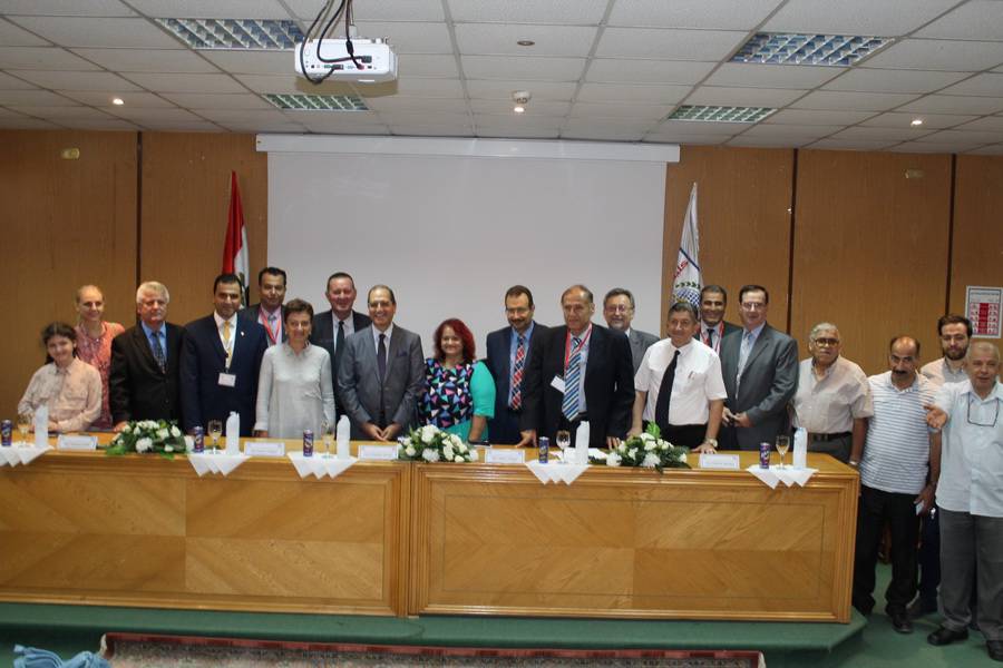 افتتاح مؤتمر المنصورة الأول للدراسات العليا والبحوث فى الفيزياء بكلية العلوم جامعة المنصورة
