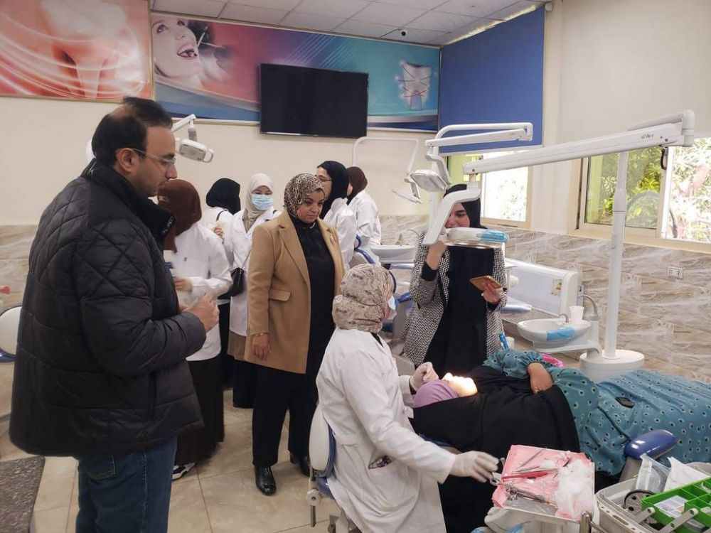 كلية طب الأسنان تشارك في فعاليات اليوم العالمي لصحة الفم والأسنان