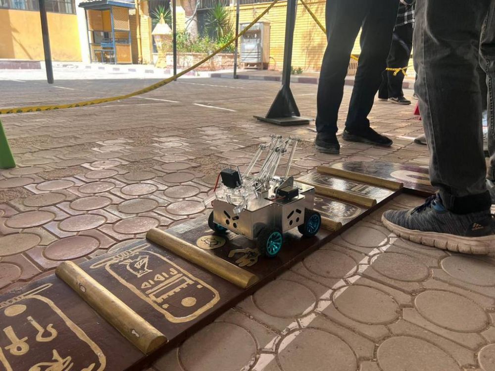 انطلاق فعاليات النسخة الثانية من مسابقة الروبوتات "Plaza 2" بكلية الهندسة بمشاركة 65 فريقًا من 20 جامعة مصرية