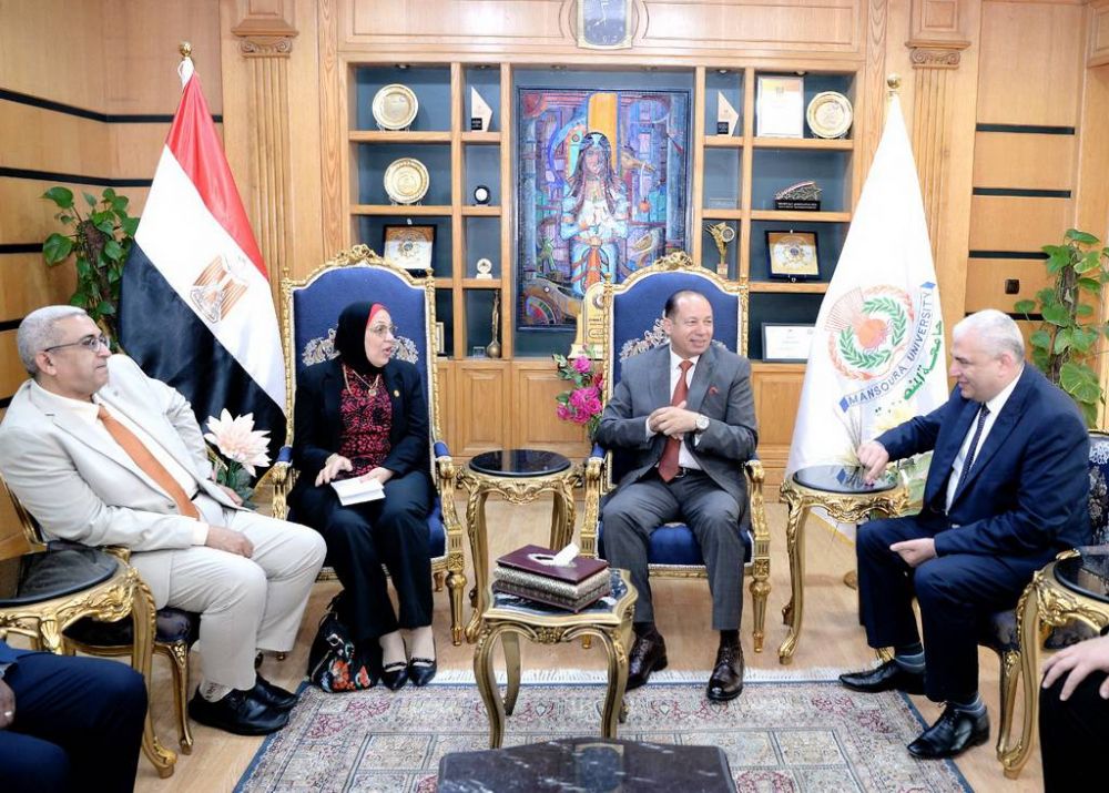 جامعة المنصورة تستقبل فرق الهيئة القومية لضمان الجودة لاعتماد كلية العلوم وبرنامجين أكاديميين